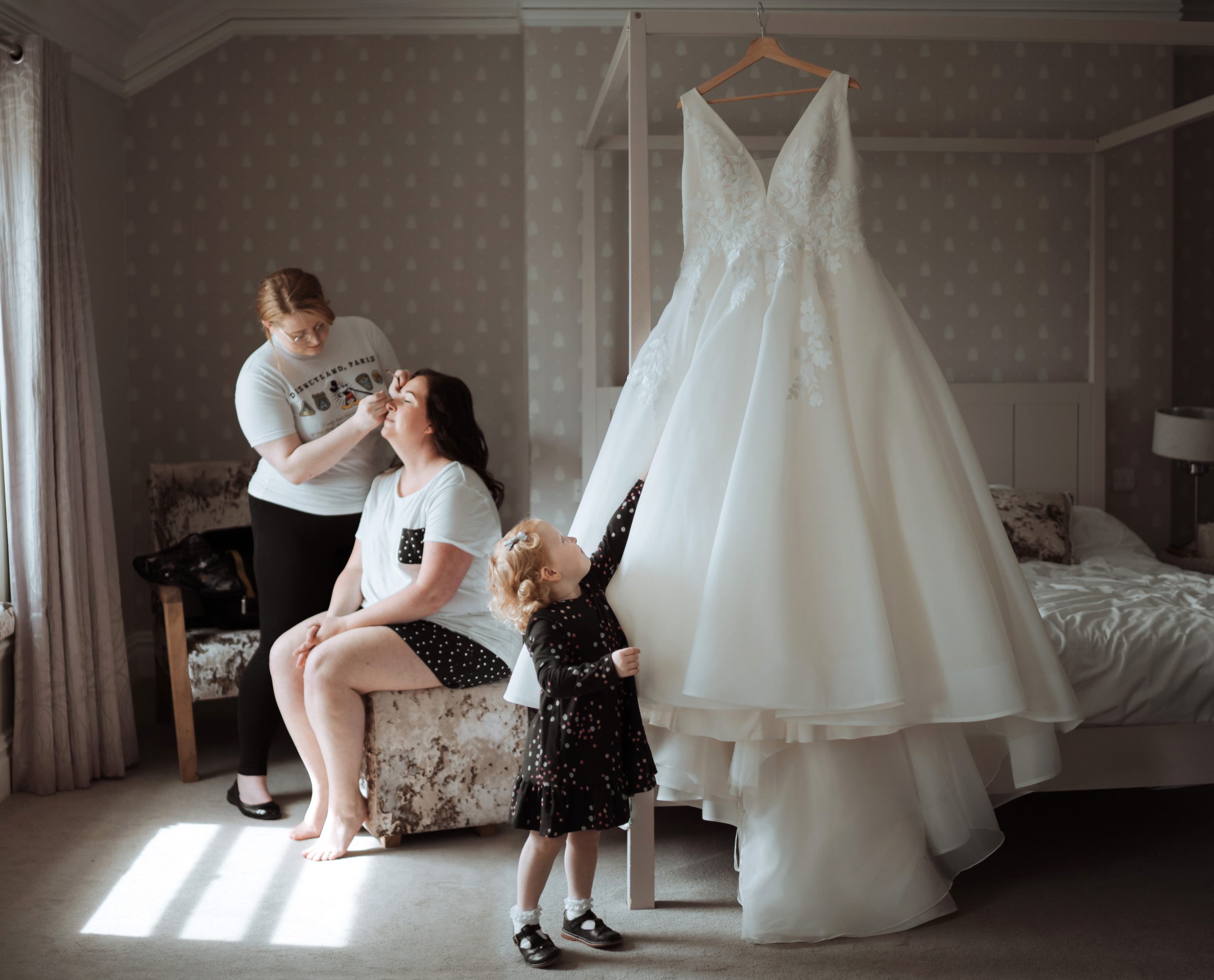 wedding-photographer-and-videographer-Court Colman-UK-02